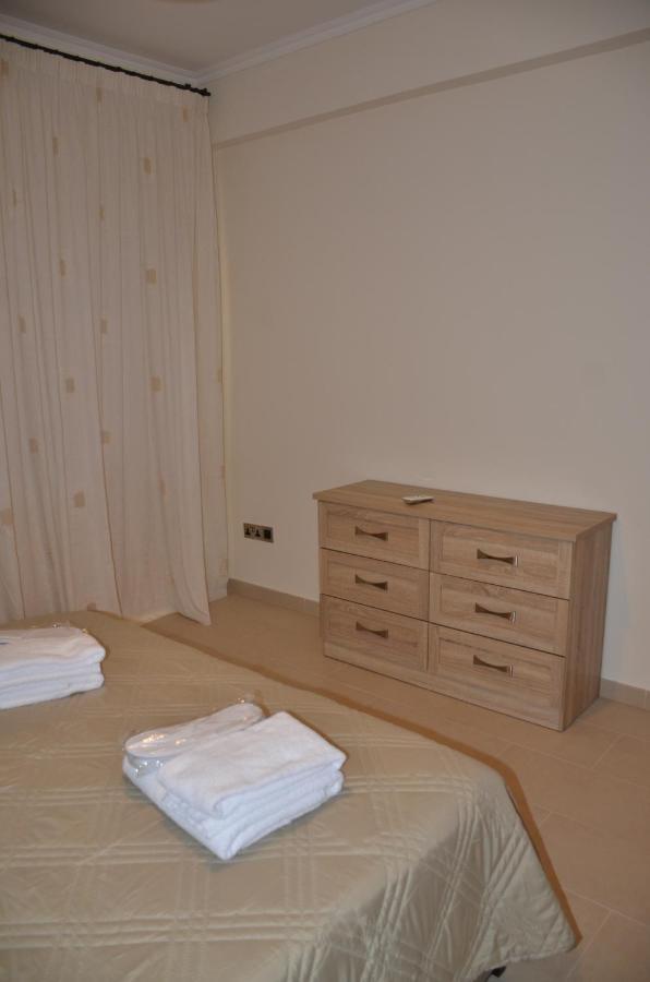 2 Bedroom Apartment, Zygos Centre Block D - By Imh Travel & Tours Paphos ภายนอก รูปภาพ