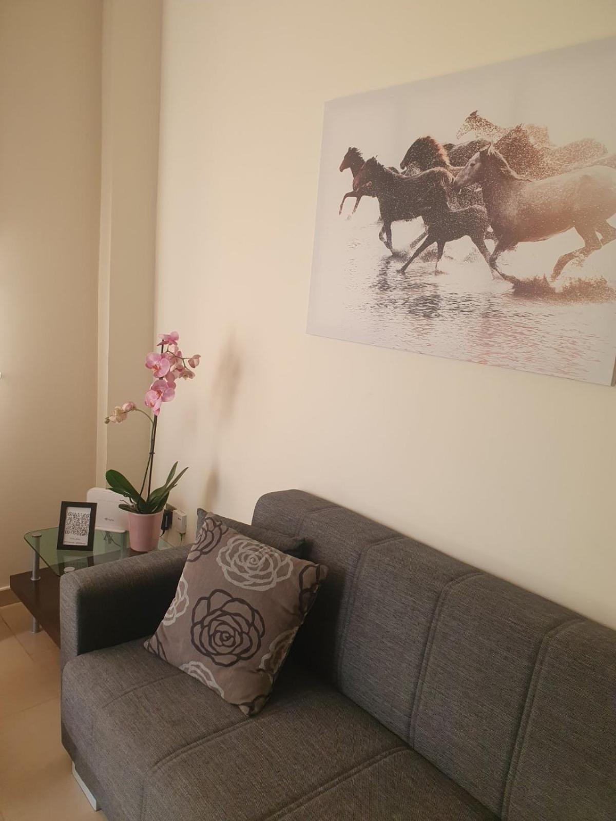 2 Bedroom Apartment, Zygos Centre Block D - By Imh Travel & Tours Paphos ภายนอก รูปภาพ