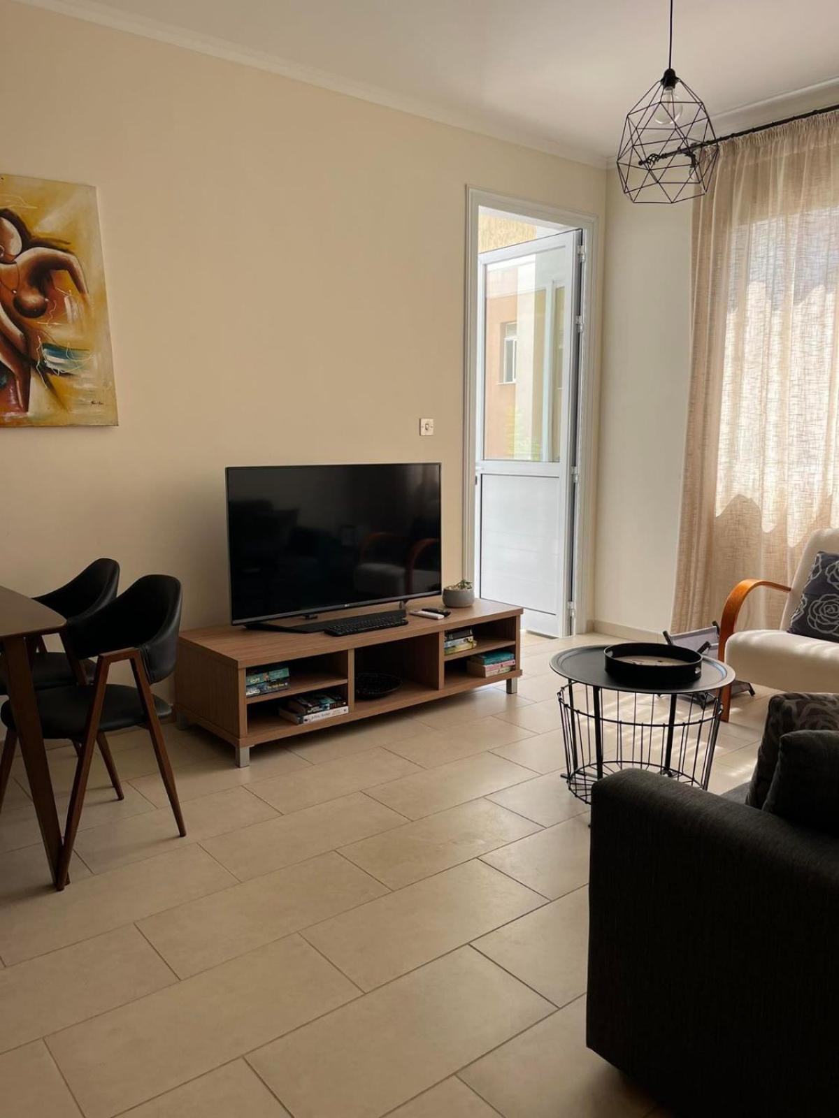 2 Bedroom Apartment, Zygos Centre Block D - By Imh Travel & Tours Paphos ภายนอก รูปภาพ