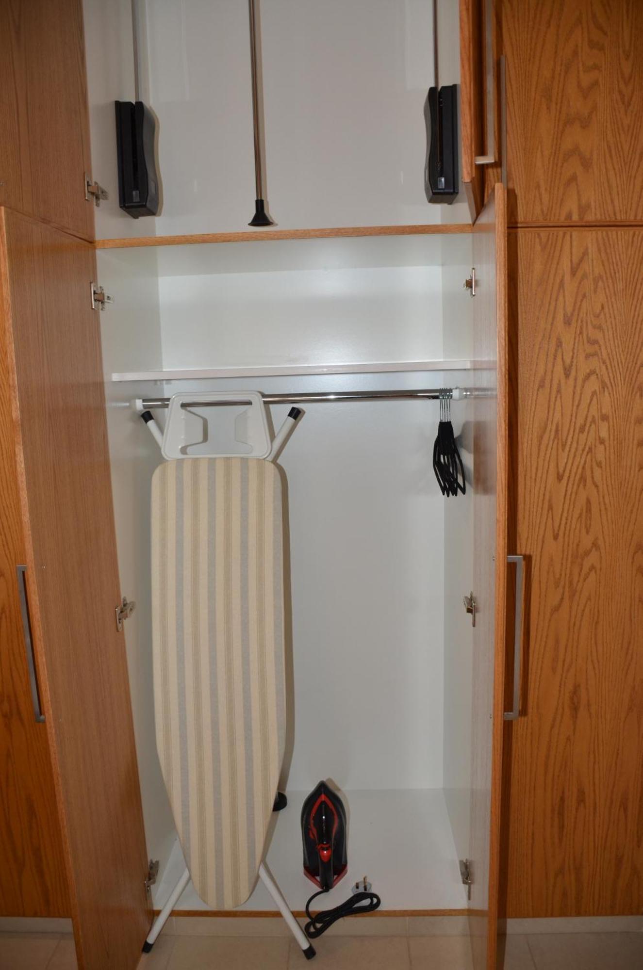2 Bedroom Apartment, Zygos Centre Block D - By Imh Travel & Tours Paphos ภายนอก รูปภาพ