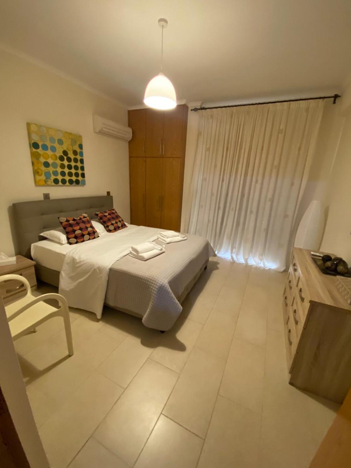 2 Bedroom Apartment, Zygos Centre Block D - By Imh Travel & Tours Paphos ภายนอก รูปภาพ