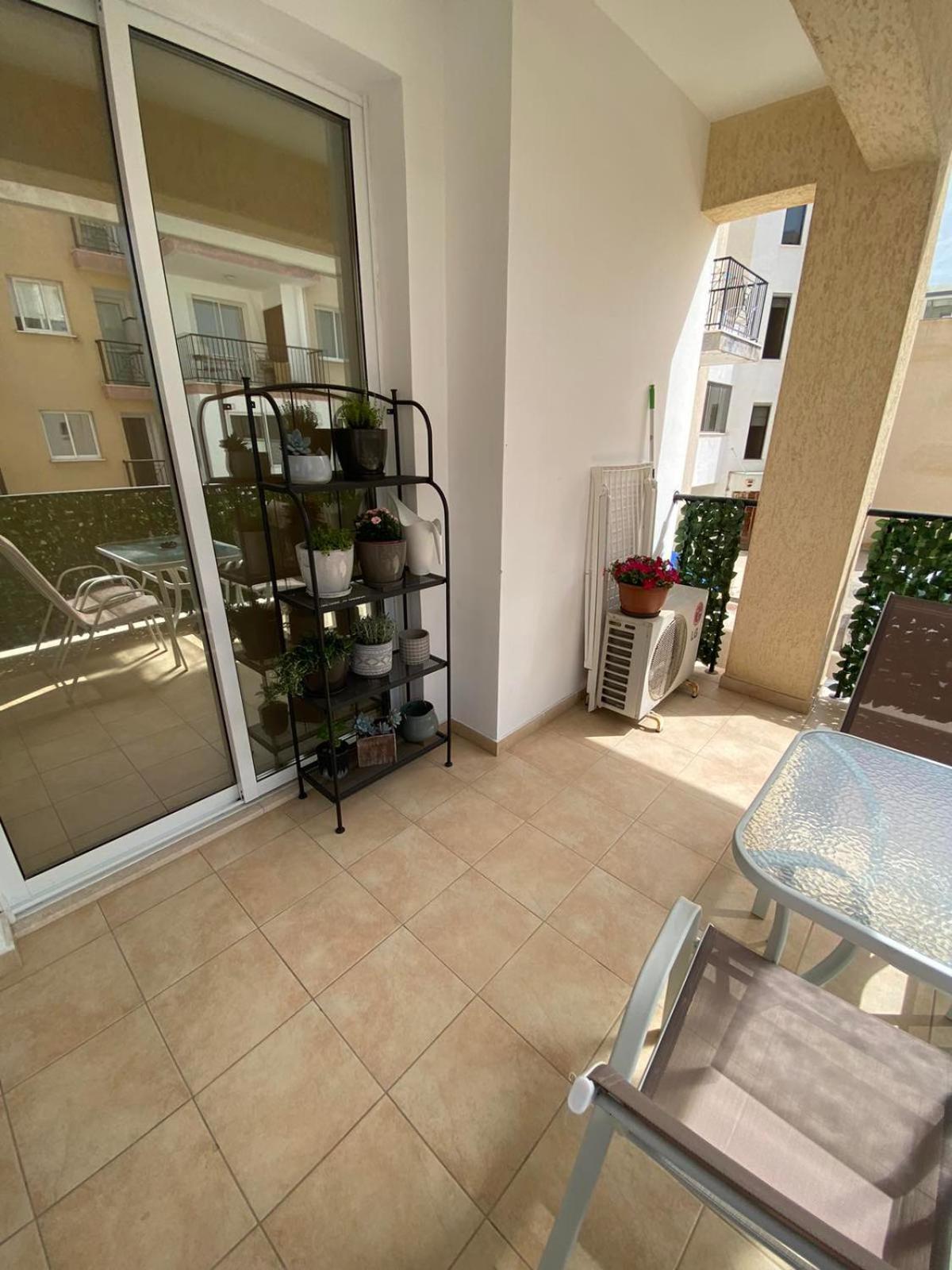 2 Bedroom Apartment, Zygos Centre Block D - By Imh Travel & Tours Paphos ภายนอก รูปภาพ